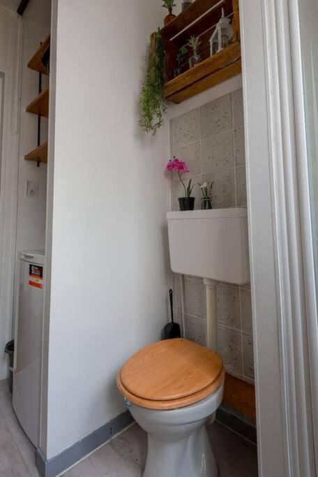 Le Terminus Apartment Angers Bagian luar foto