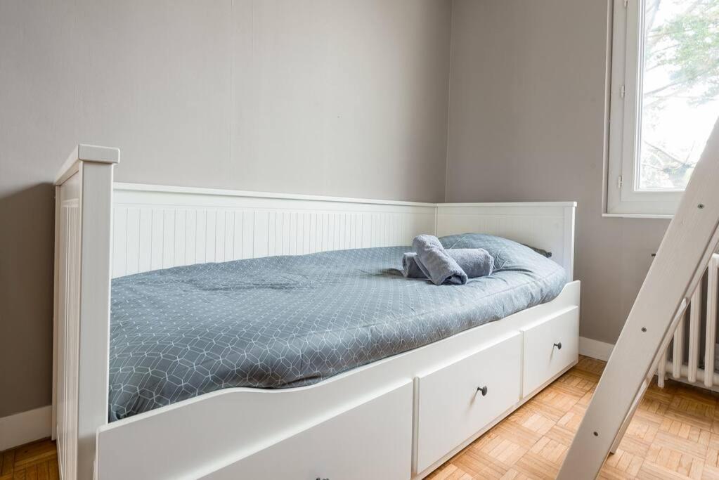 Le Terminus Apartment Angers Bagian luar foto